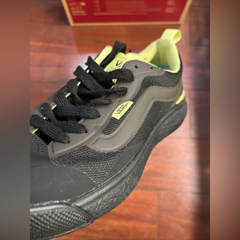 Vans MTE UltraRange Exo Mens 7 / Womens 8.5 Black Brown Shoe Sneaker HALF BOX - Picture 10 of 16